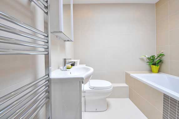 Montage: Bad, toilet en wastafel
